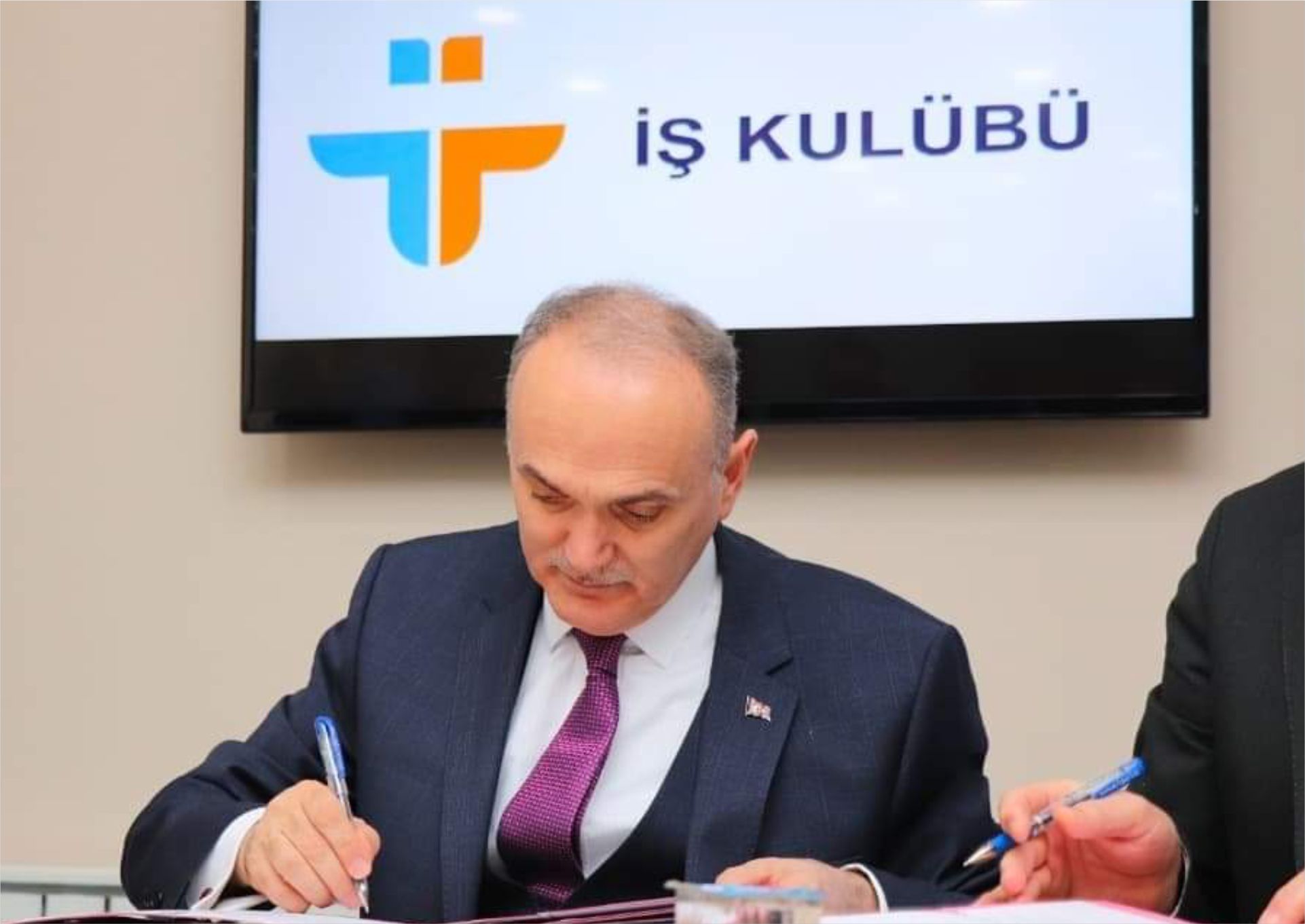 DÜZCE İŞ KULÜBÜ