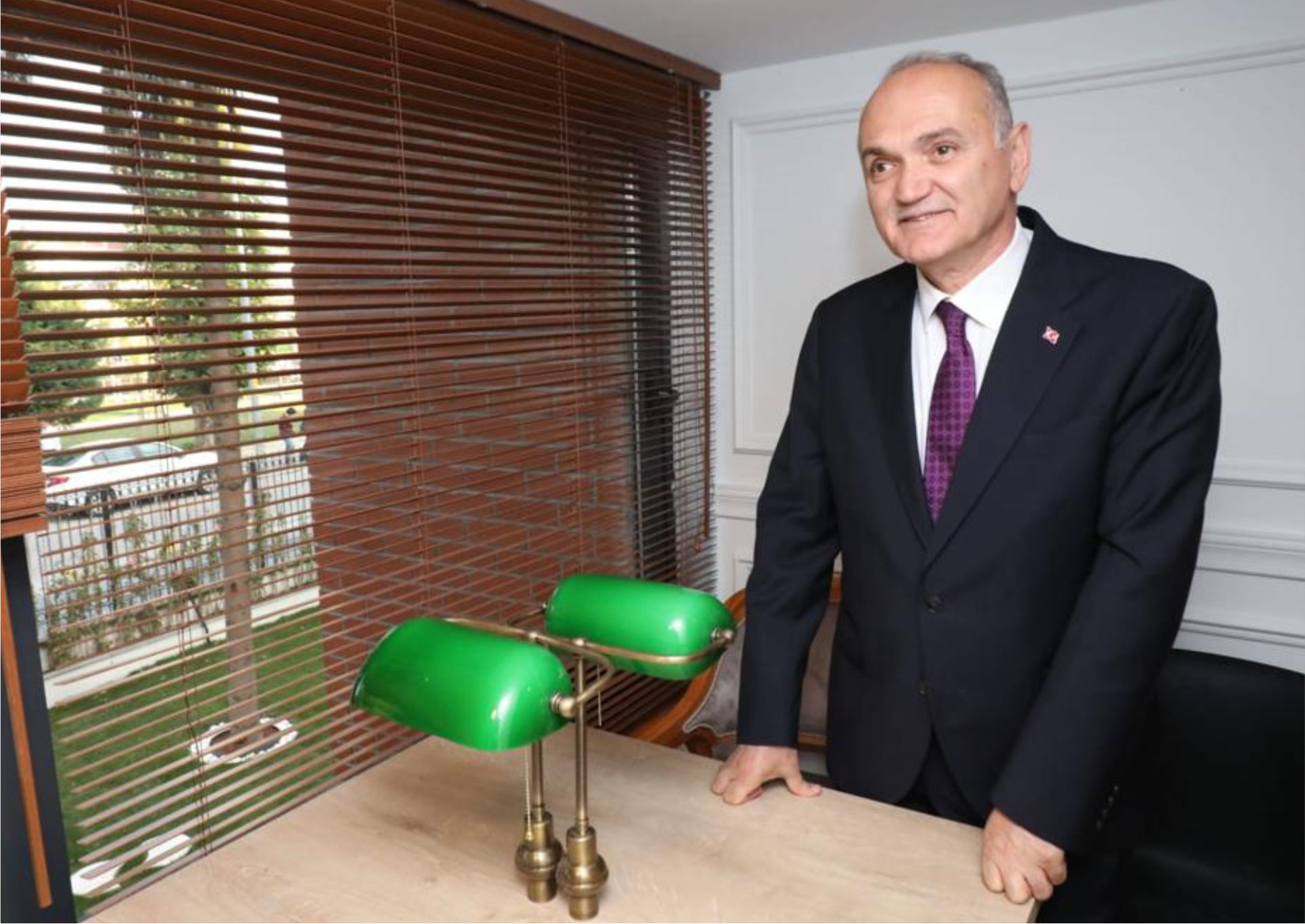 DÜZCE MİLLET KÜTÜPHANESİ