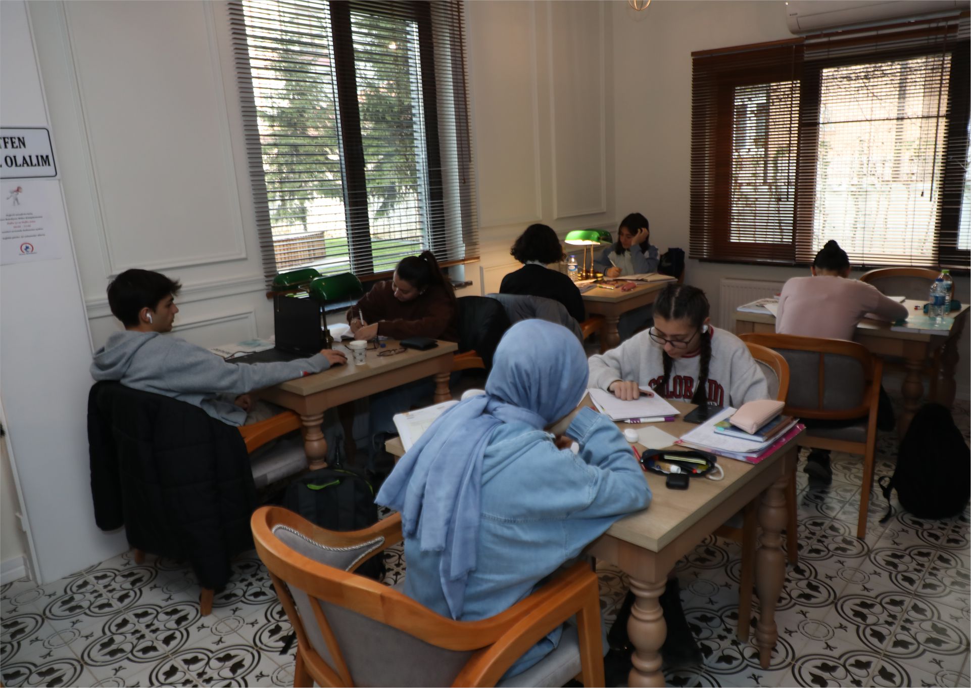 DÜZCE MİLLET KÜTÜPHANESİ