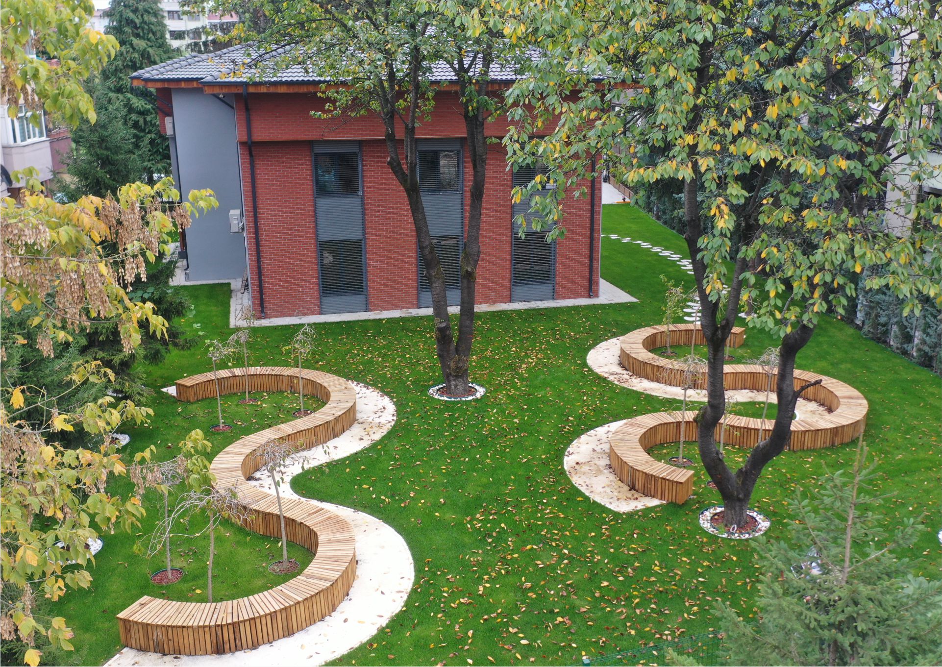 DÜZCE MİLLET KÜTÜPHANESİ