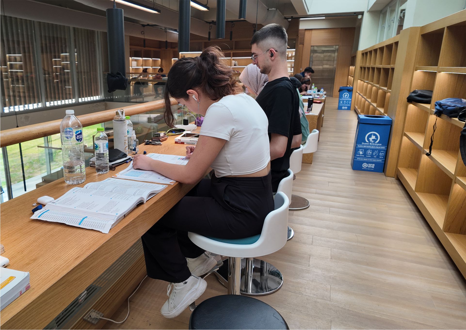 SABİHA ULUSOY KÜTÜPHANESİ