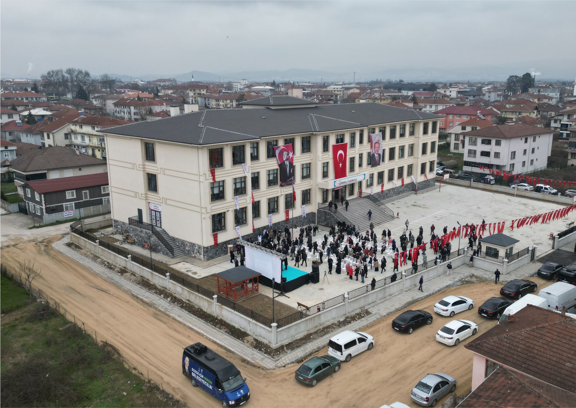 AZMİMİLLİ İLKOKULU