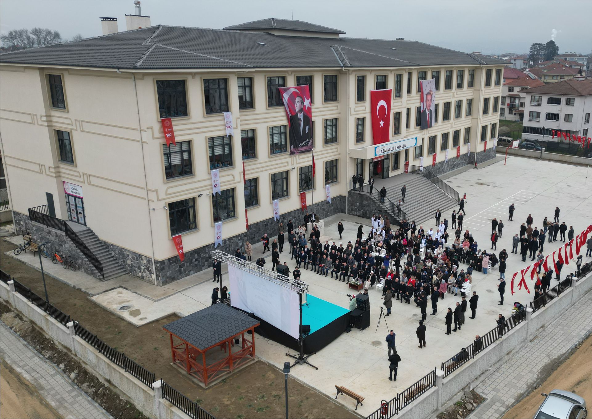 AZMİMİLLİ İLKOKULU