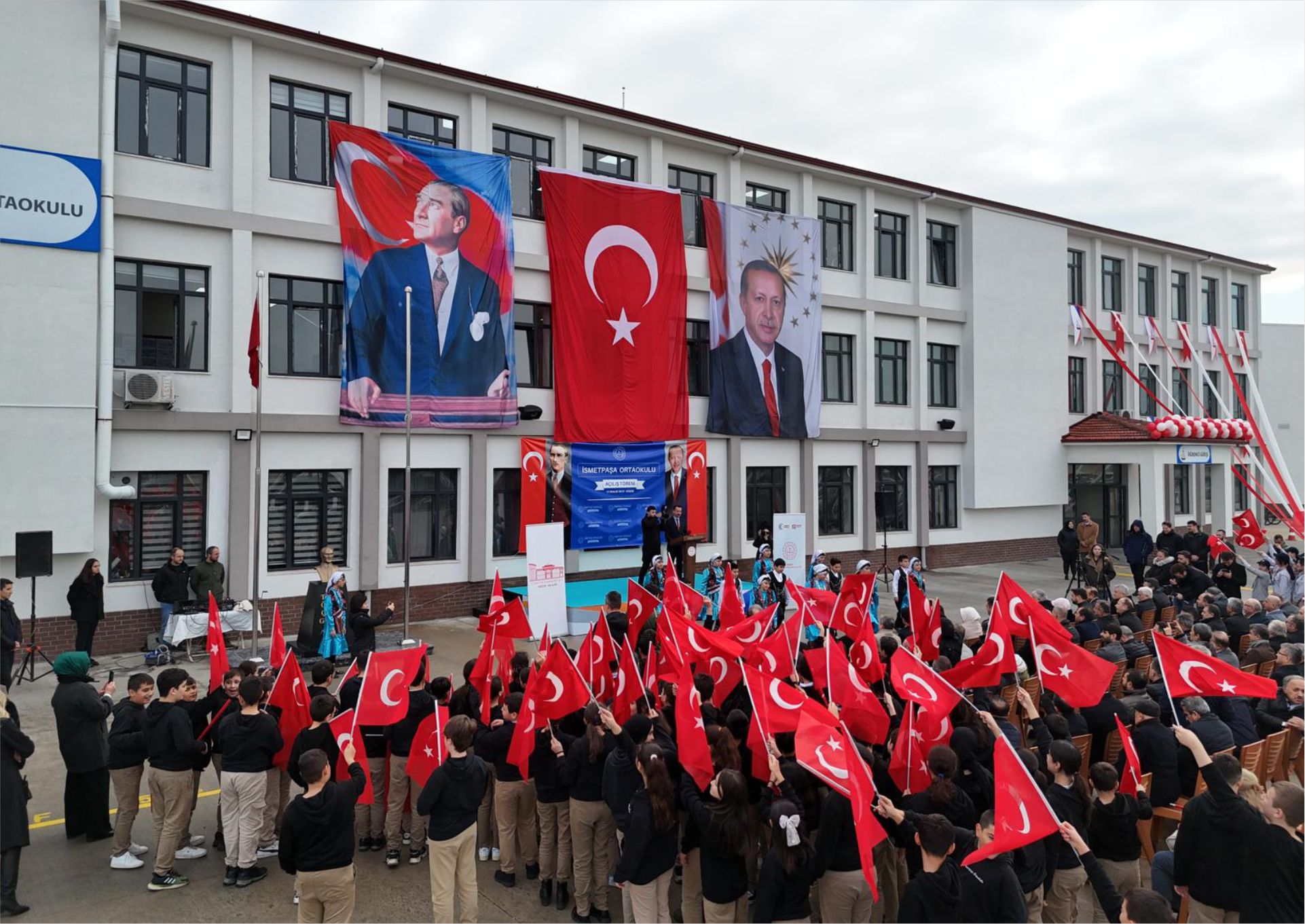 İSMETPAŞA ORTAOKULU