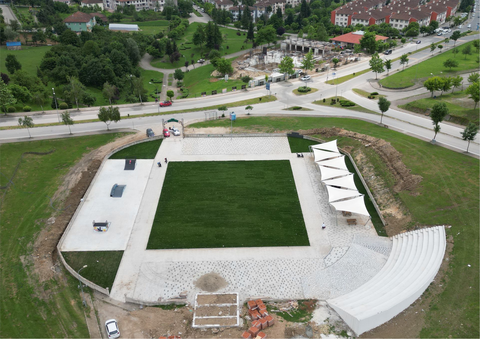 BAHÇEŞEHİR YEŞİL VADİ