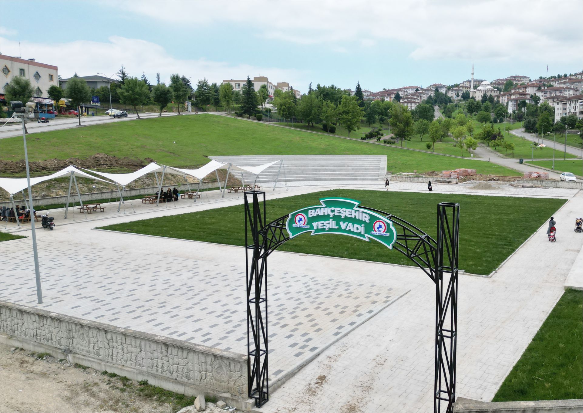 BAHÇEŞEHİR YEŞİL VADİ