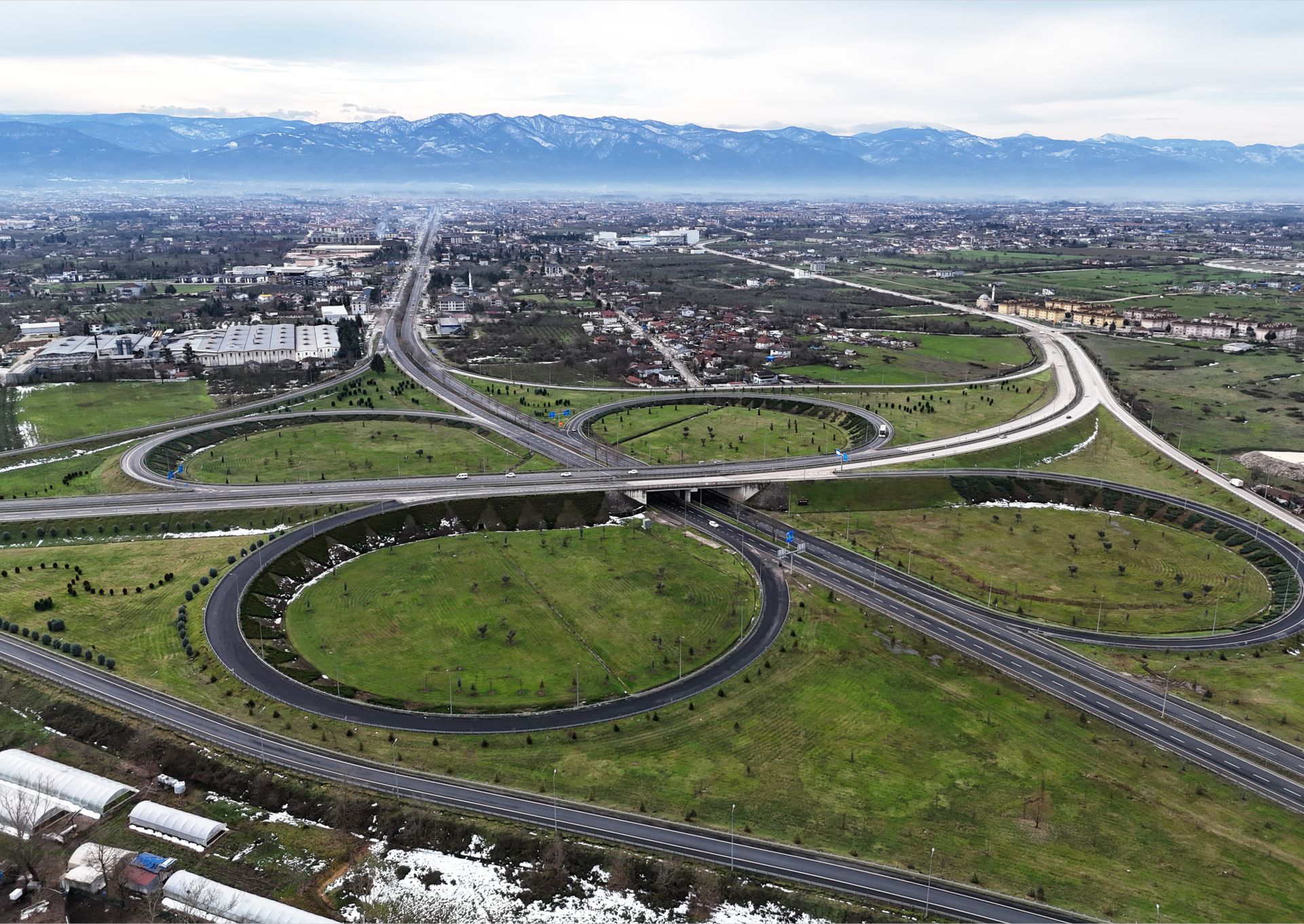 ÇAMKÖY KAVŞAĞI PEYZAJI