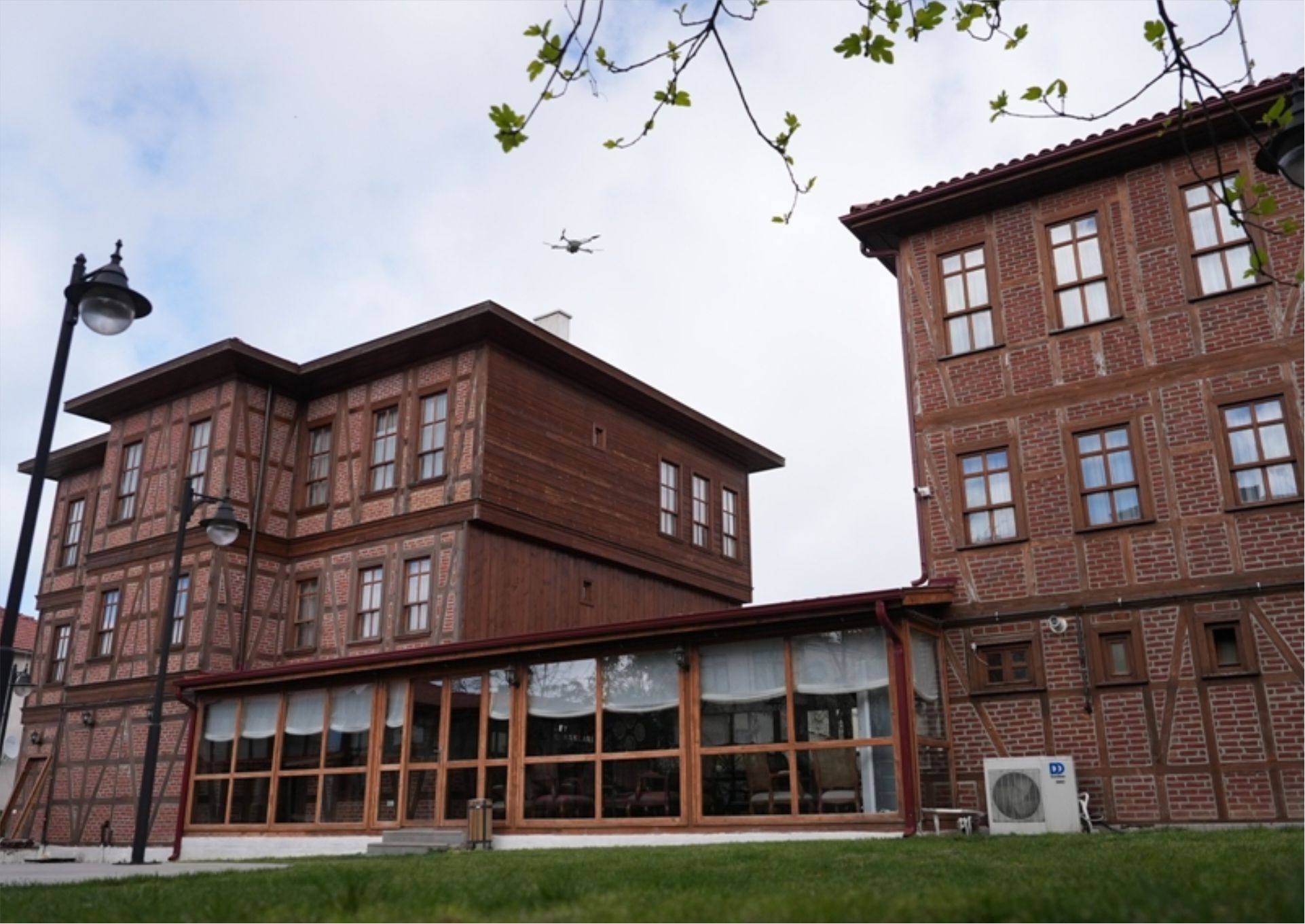 AKÇAKOCABEY KONAKLARI