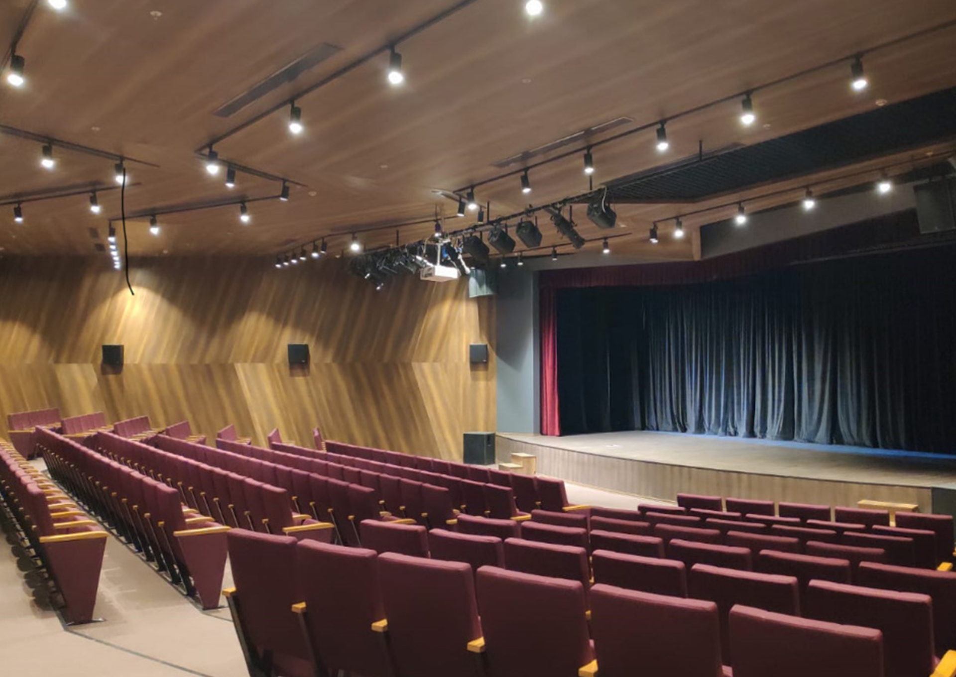 KONURALP KÜLTÜR MERKEZİ VE CAMİİ