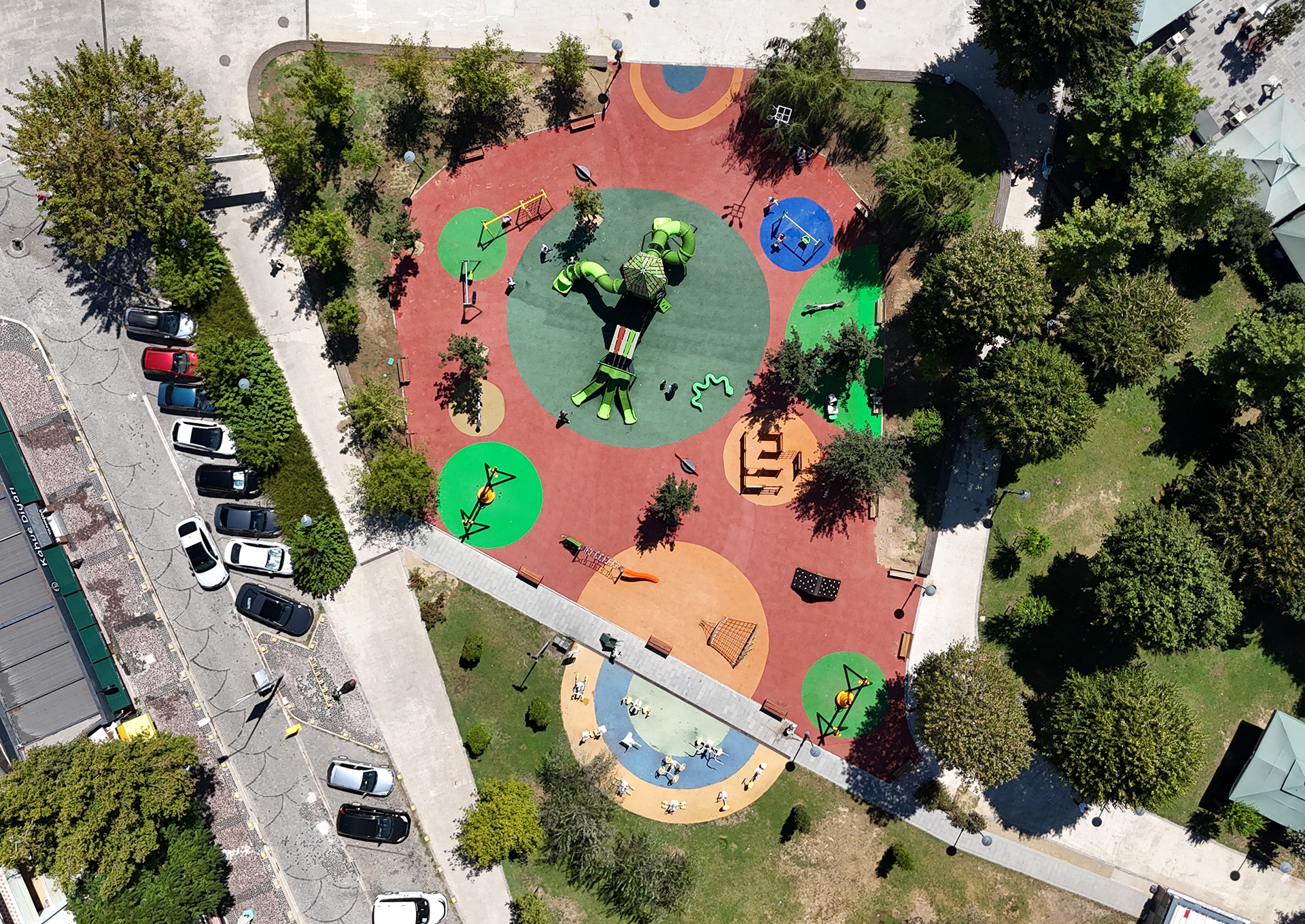 YER OLAN HER MAHALLEYE PARK VE SPOR ALANI