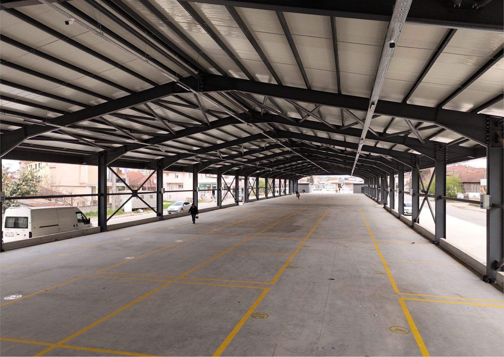 TUHAFİYECİLER PAZARYERİ