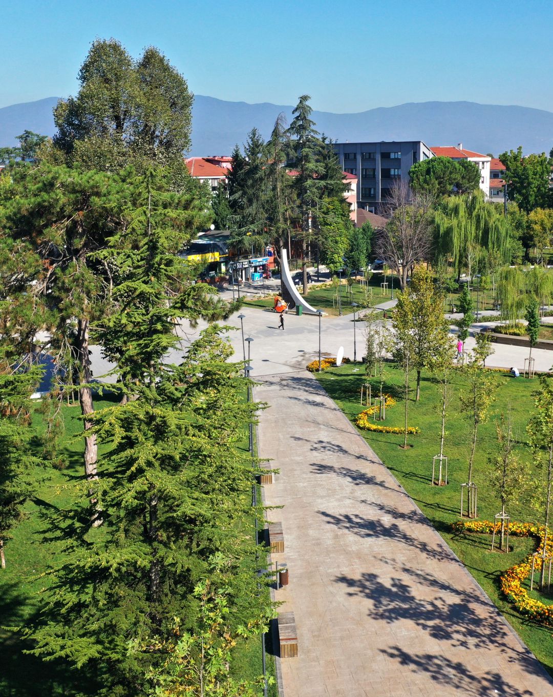 DÜZCE MİLLET BAHÇESİ