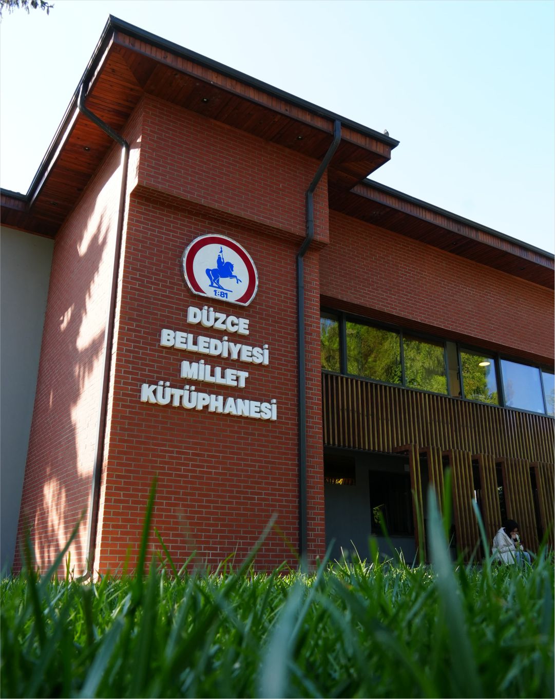 DÜZCE MİLLET KÜTÜPHANESİ