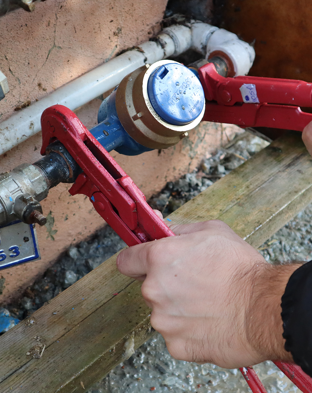 ESKİ SU SAYAÇLARININ YENİLENMESİ